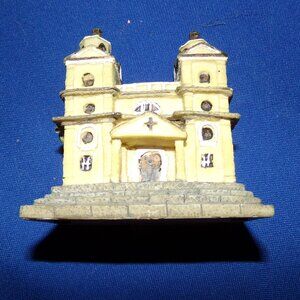 Vintage K's Collection Churches Around The World Cathedral Limited Edition Mini